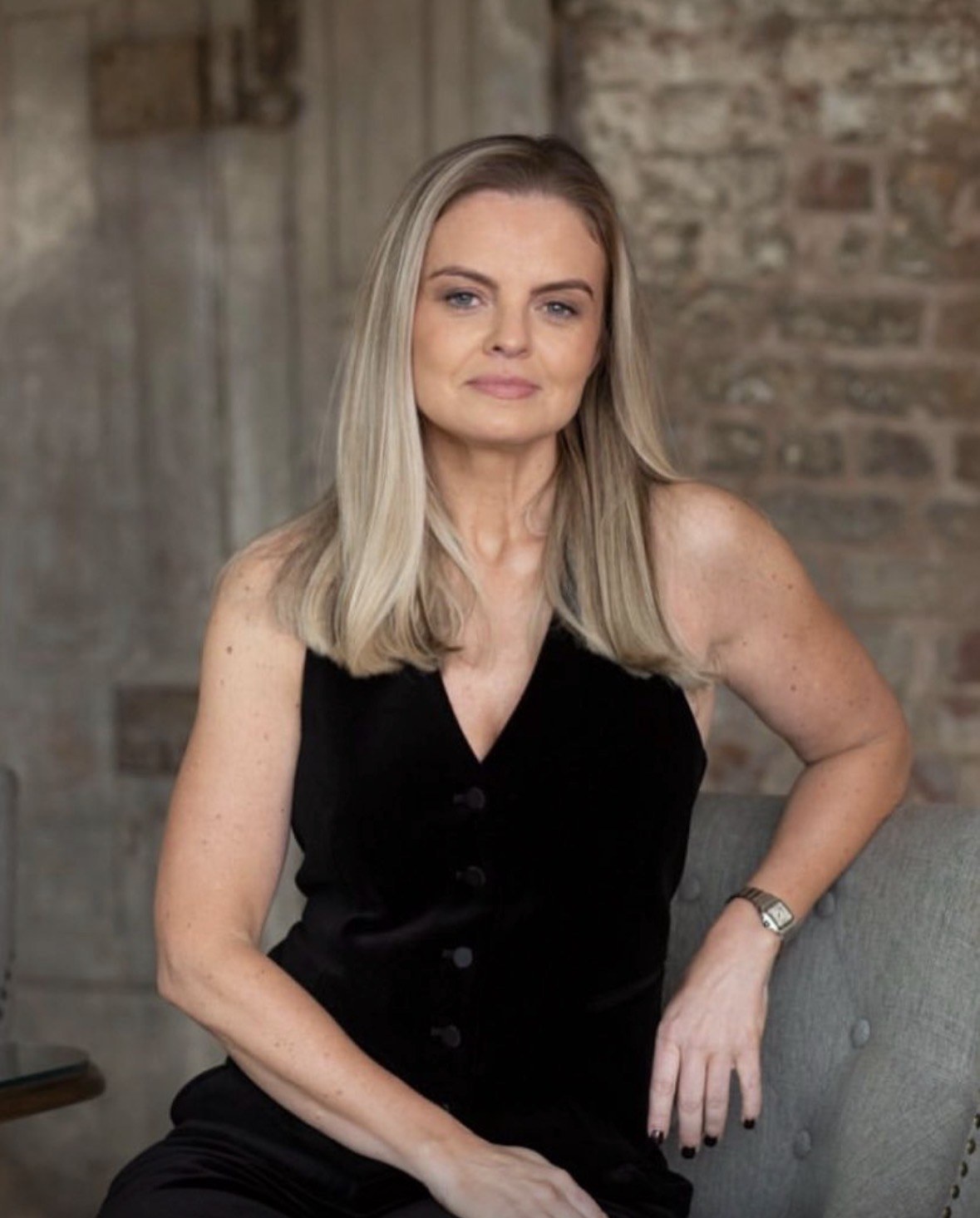 Laura Enston portrait photograph